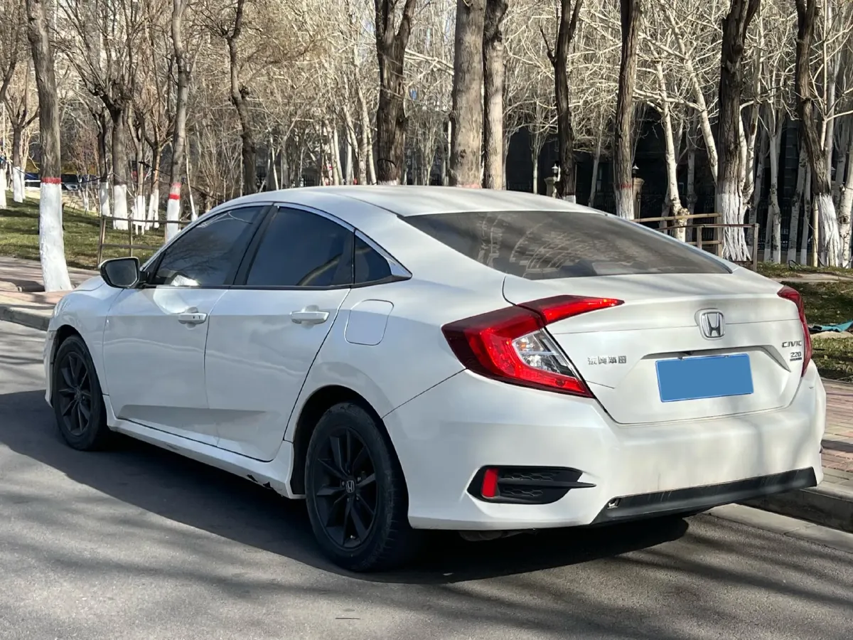 2019 Honda Civic 1.5T 177HP L4 CVT,autocango,china used car exporter,china ev exporter,chinese used car exporter,chinese used ev exporter