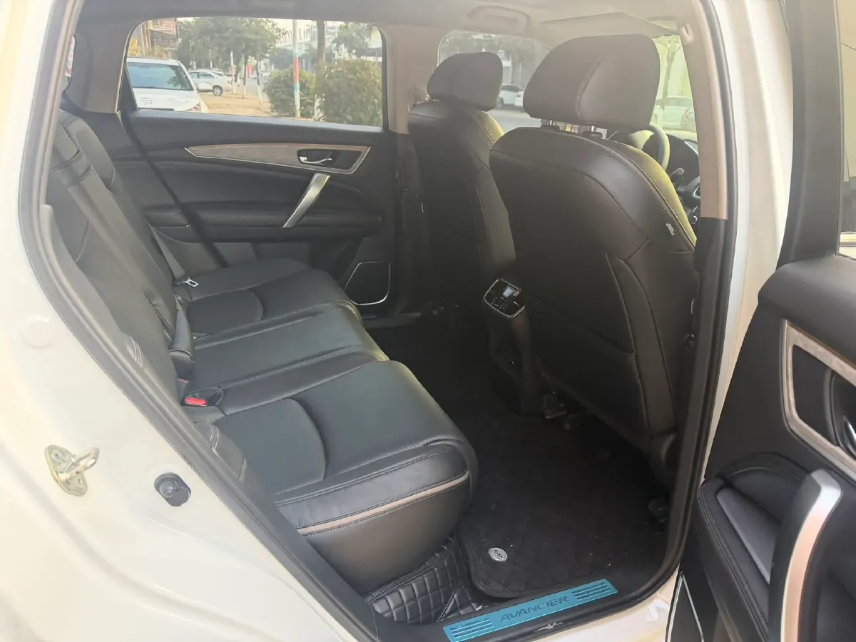 2023 Honda Avancier 2.0T 261HP L4 9AT,autocango,china used car exporter,china ev exporter,chinese used car exporter,chinese used ev exporter