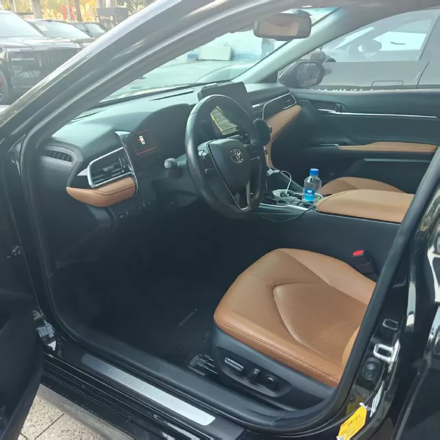 2021 Toyota Camry 2.5L 209HP L4 8AT,autocango,china used car exporter,china ev exporter,chinese used car exporter,chinese used ev exporter