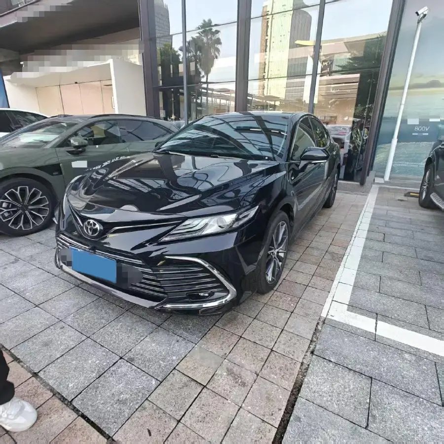 2021 Toyota Camry 2.5L 209HP L4 8AT