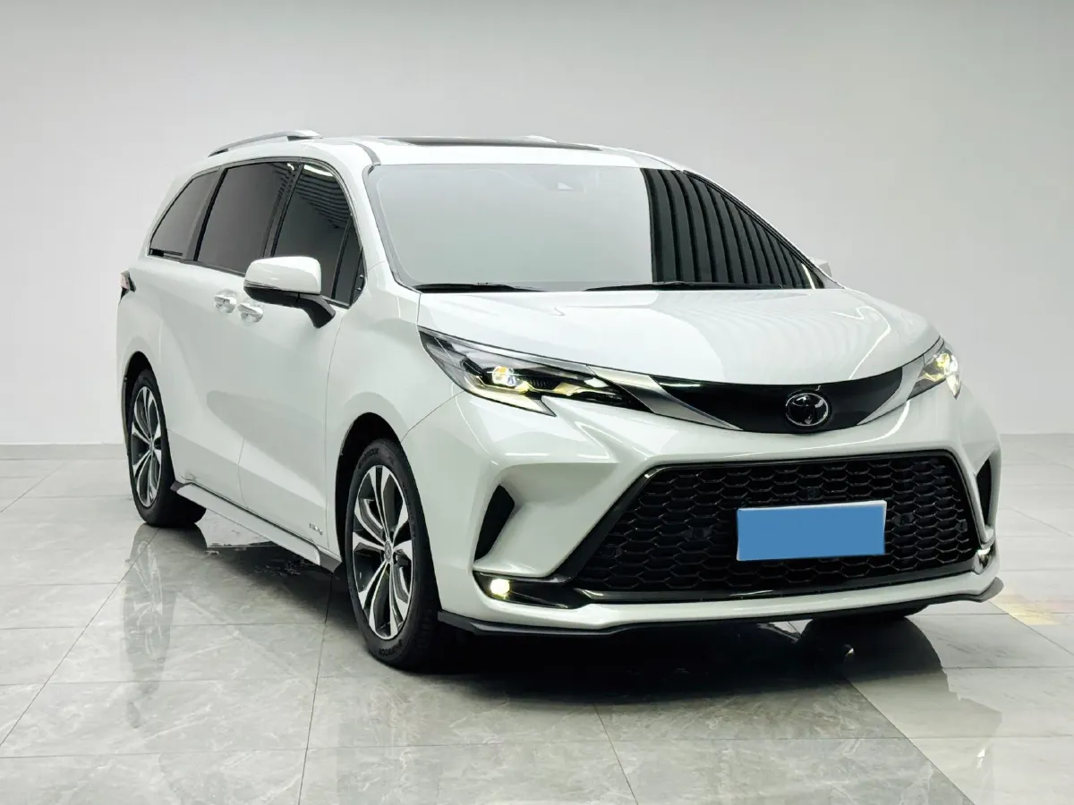 2024 Toyota Granvia 2.5L 189HP L4 E-CVT Hybrid,autocango,china used car exporter,china ev exporter,chinese used car exporter,chinese used ev exporter