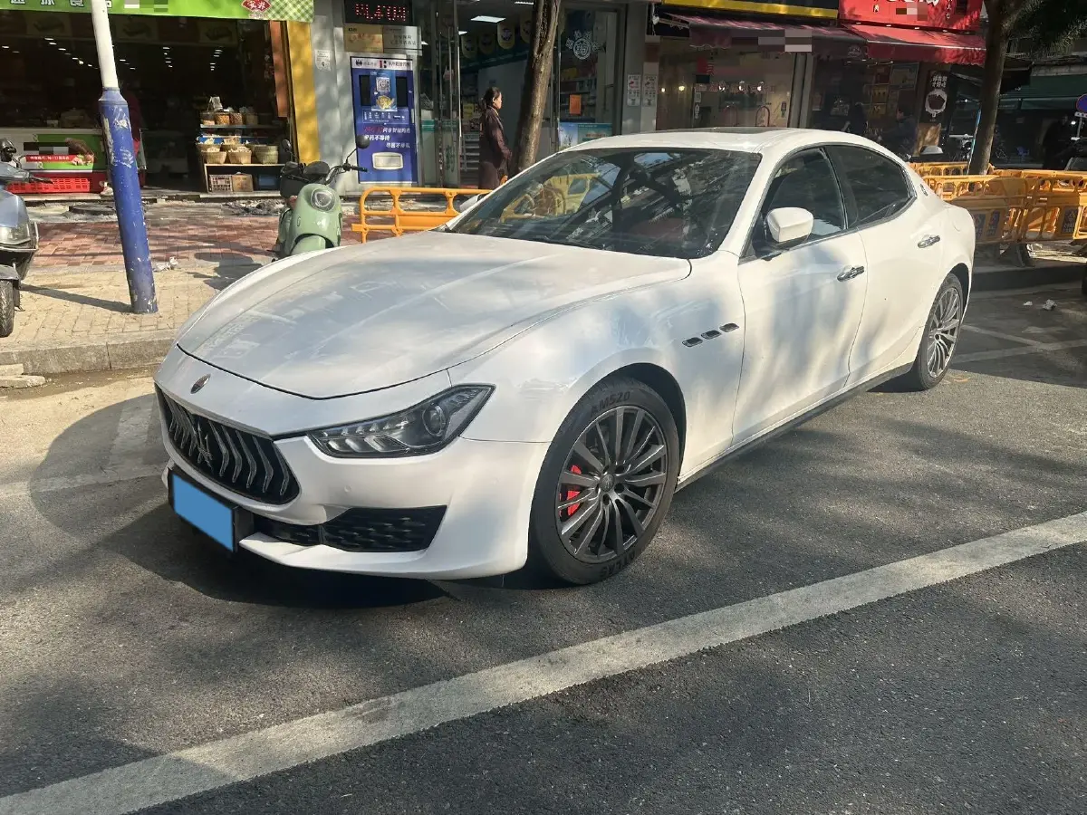 2019 Maserati Ghibli 3.0T 350HP V6 8AT