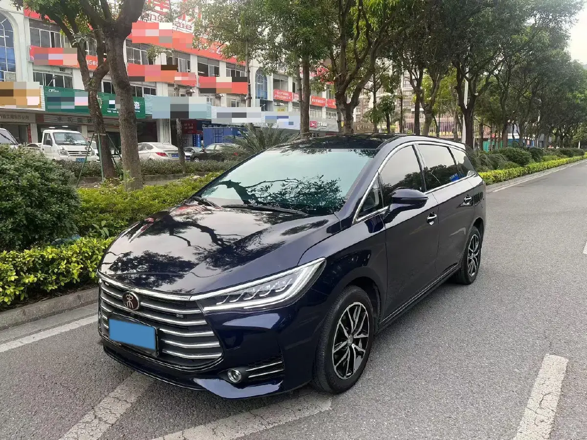 2018 BYD Song 1.5T 154HP L4 6DCT 2018 BYD Song 1.5T 154HP L4 6DCT