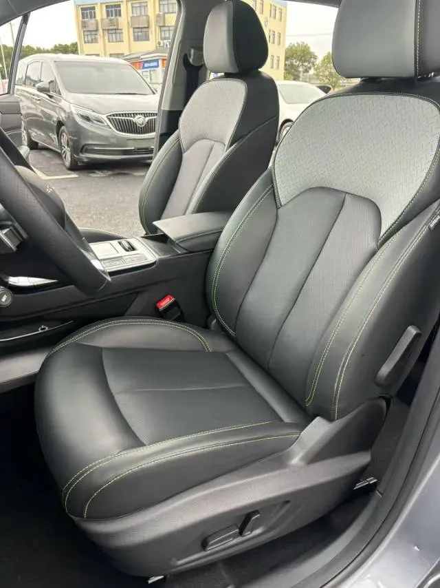 2020 Roewe RX5 1.5T 169HP L4 AMT PHEV 11.1KWH,autocango,china used car exporter,china ev exporter,chinese used car exporter,chinese used ev exporter