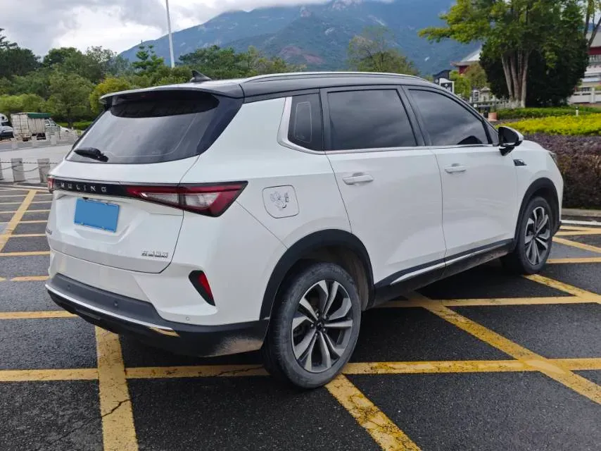 2021 WuLing XingChen 1.5T 147HP L4 CVT,autocango,china used car exporter,china ev exporter,chinese used car exporter,chinese used ev exporter