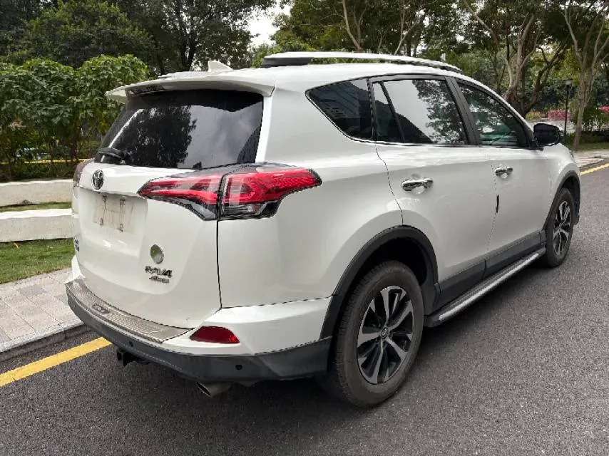 2019 Toyota Camry 2.0L 178HP L4 CVT,autocango,china used car exporter,china ev exporter,chinese used car exporter,chinese used ev exporter