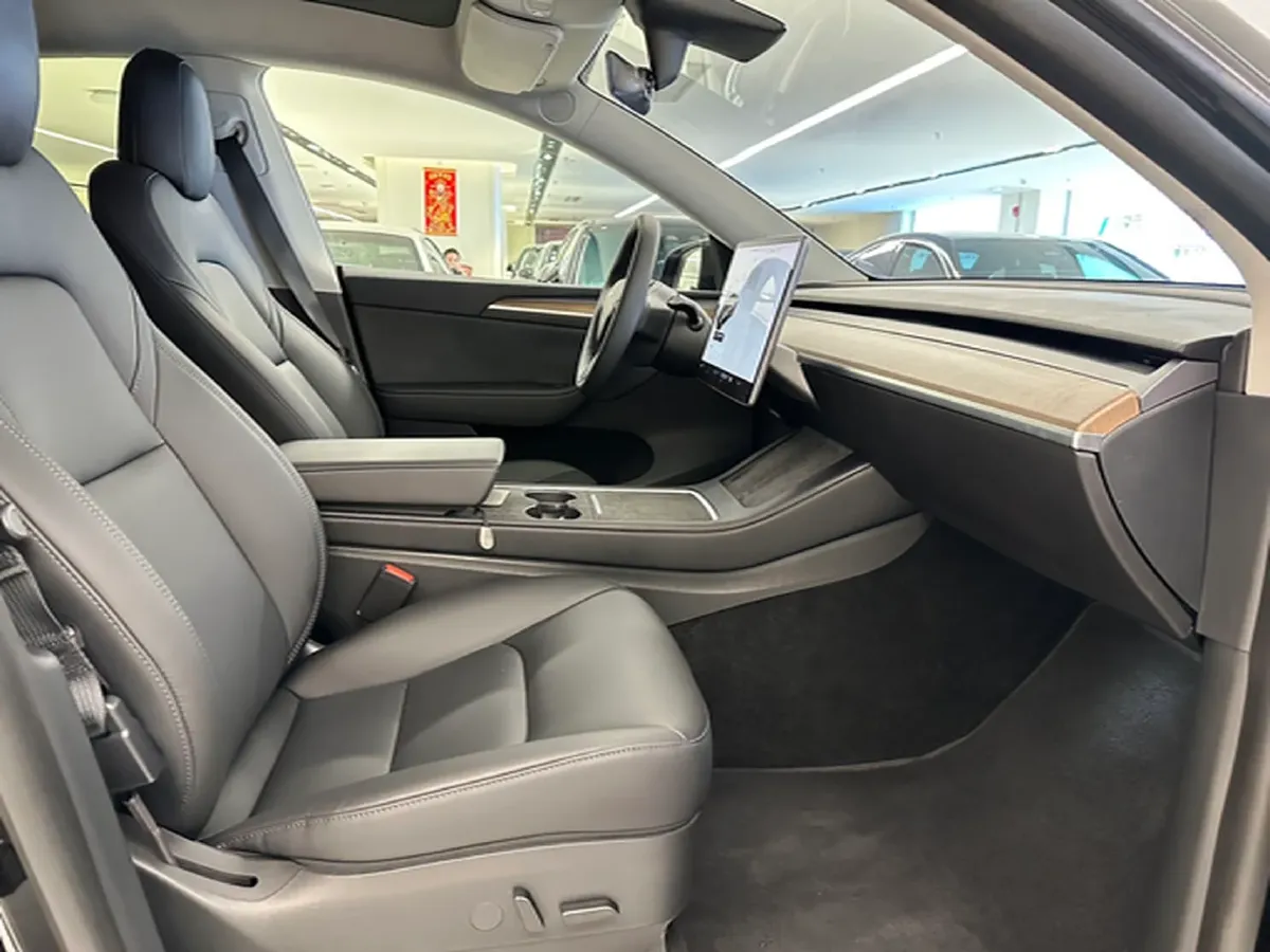 2021 Tesla Model Y BEV 60KWH,autocango,china used car exporter,china ev exporter,chinese used car exporter,chinese used ev exporter