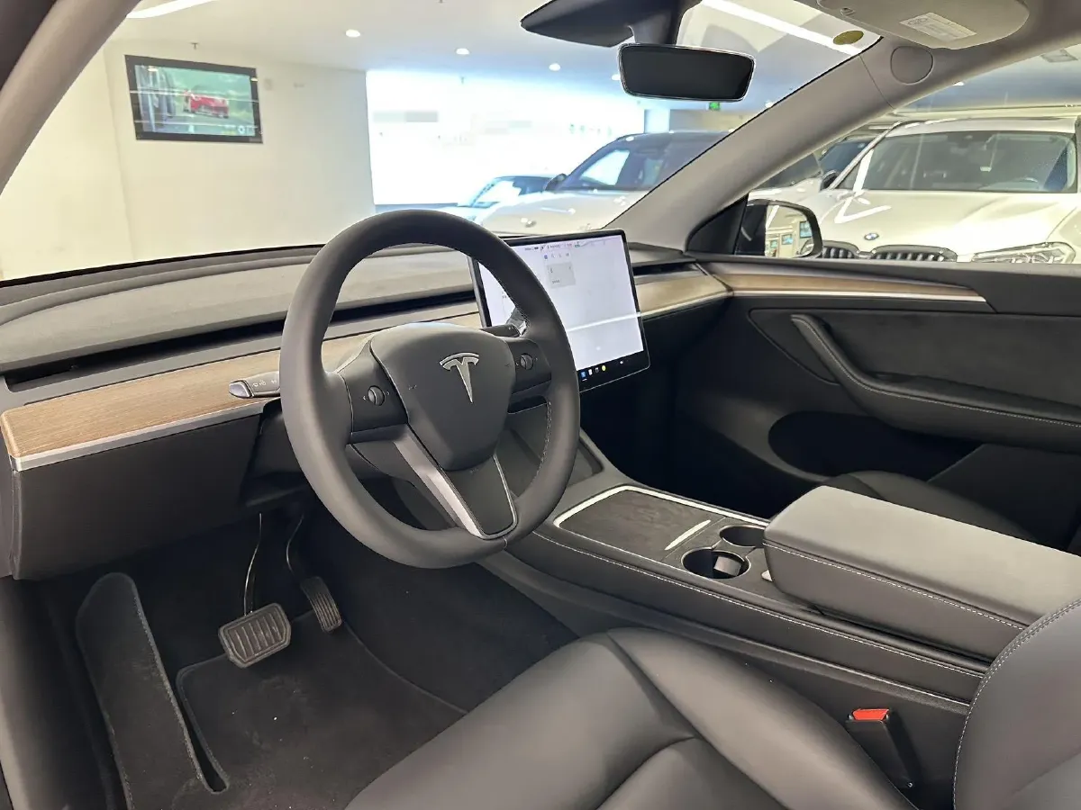 2021 Tesla Model Y BEV 60KWH,autocango,china used car exporter,china ev exporter,chinese used car exporter,chinese used ev exporter