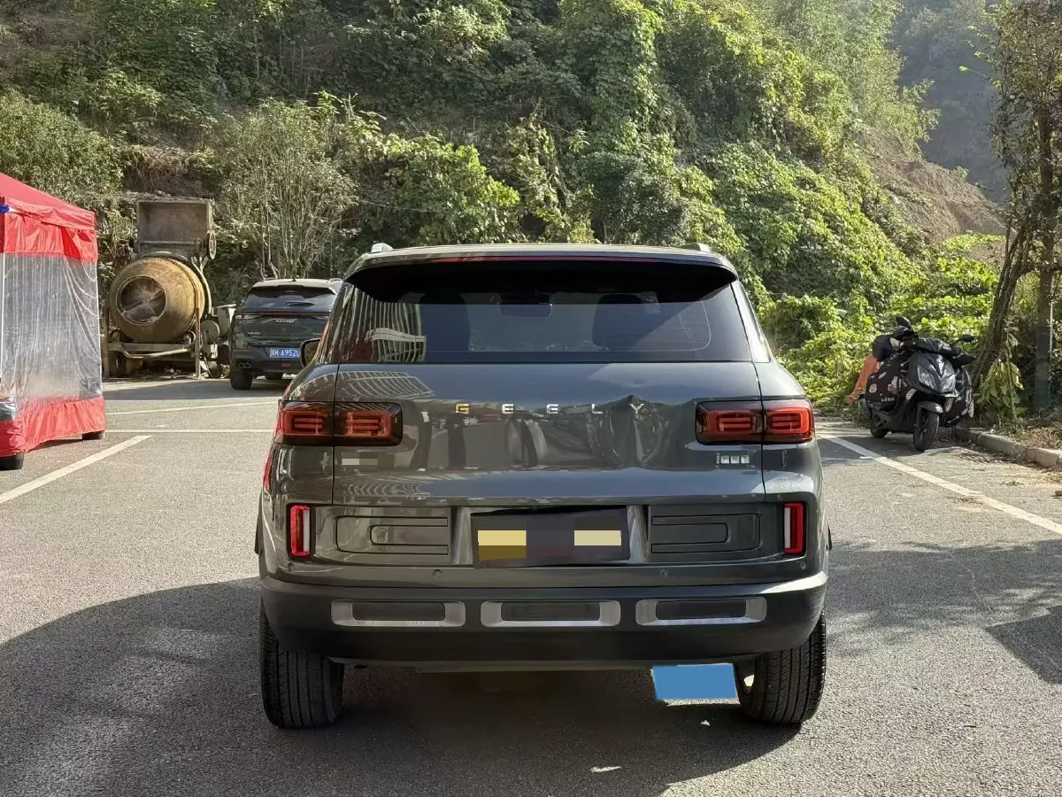 2020 Geely ICON 1.5T 177HP L3 7DCT,autocango,china used car exporter,china ev exporter,chinese used car exporter,chinese used ev exporter