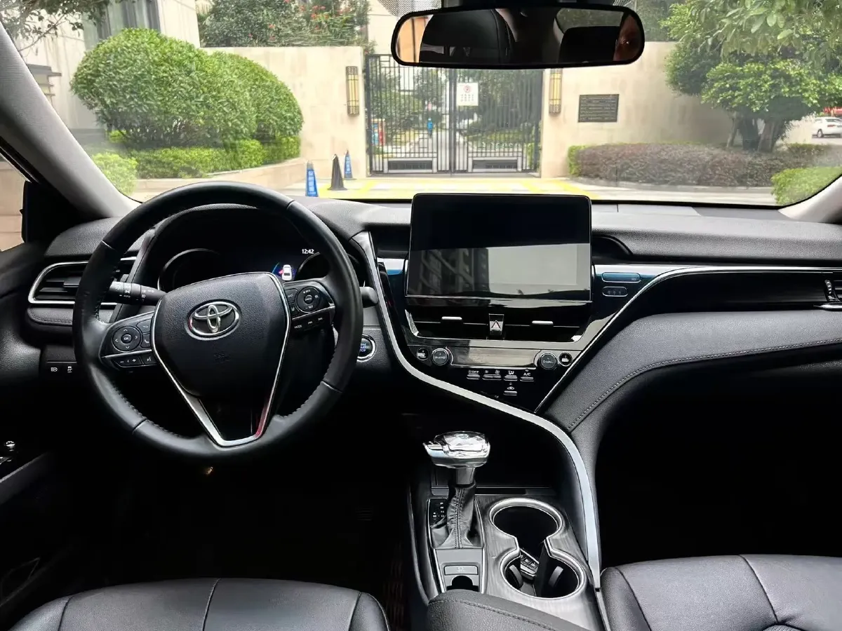 2021 Toyota Camry 2.0L 178HP L4 CVT,autocango,china used car exporter,china ev exporter,chinese used car exporter,chinese used ev exporter