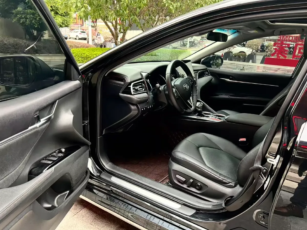 2021 Toyota Camry 2.0L 178HP L4 CVT,autocango,china used car exporter,china ev exporter,chinese used car exporter,chinese used ev exporter