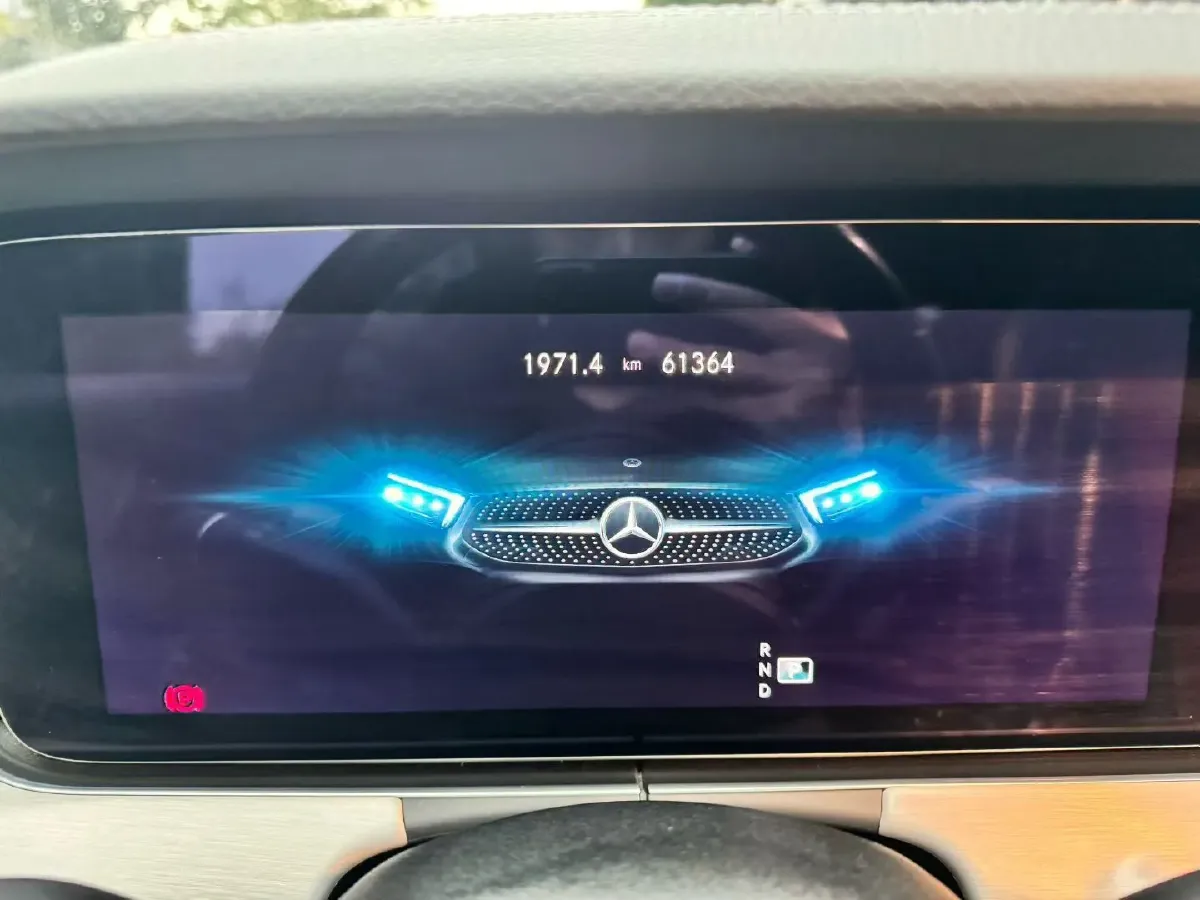 2020 Mercedes-Benz E Class 1.5T 184HP L4 9AT,autocango,china used car exporter,china ev exporter,chinese used car exporter,chinese used ev exporter