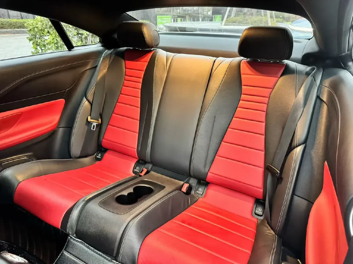 2020 Mercedes-Benz E Class 1.5T 184HP L4 9AT,autocango,china used car exporter,china ev exporter,chinese used car exporter,chinese used ev exporter