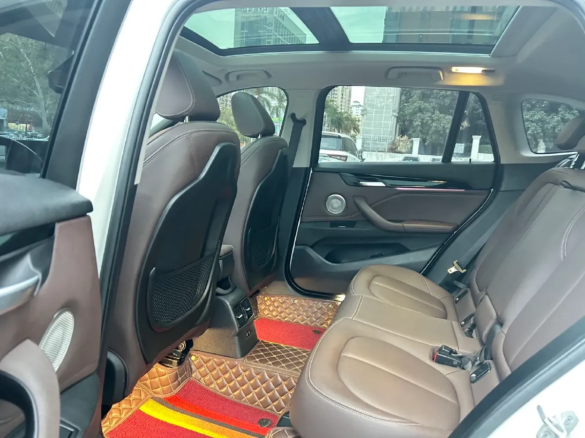 2022 BMW X1 1.5T 140HP L3 7DCT,autocango,china used car exporter,china ev exporter,chinese used car exporter,chinese used ev exporter