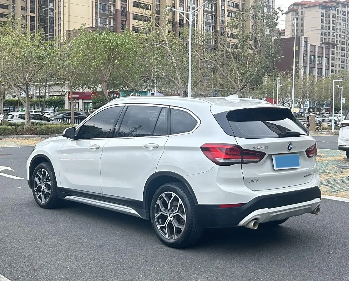 2022 BMW X1 1.5T 140HP L3 7DCT,autocango,china used car exporter,china ev exporter,chinese used car exporter,chinese used ev exporter