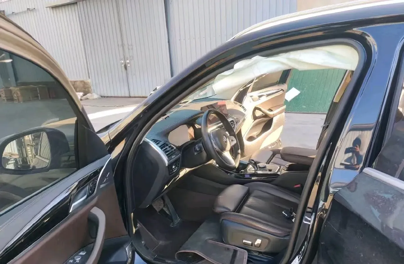 2022 BMW X3 2.0T 184HP L4 8AT,autocango,china used car exporter,china ev exporter,chinese used car exporter,chinese used ev exporter