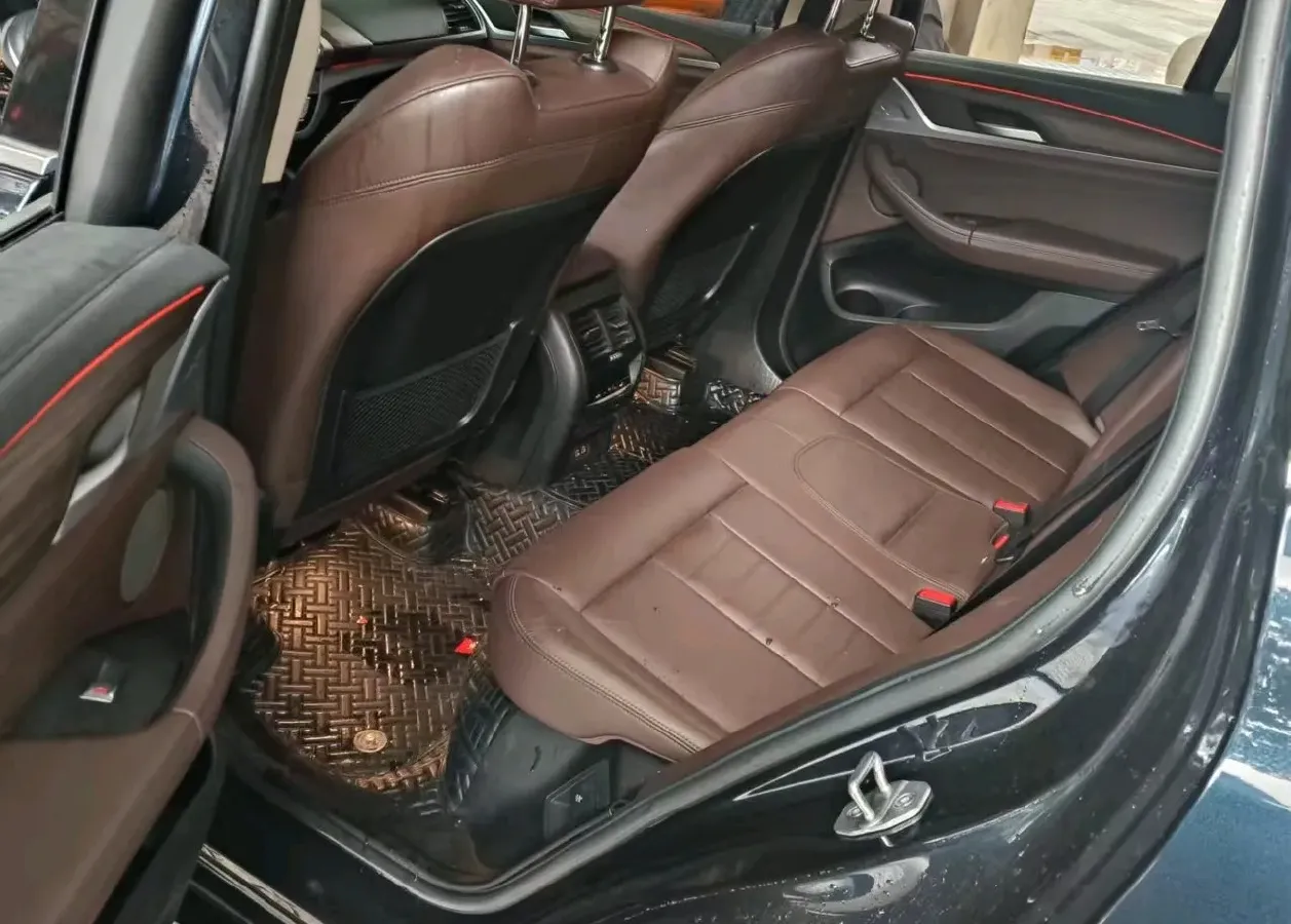 2022 BMW X3 2.0T 184HP L4 8AT,autocango,china used car exporter,china ev exporter,chinese used car exporter,chinese used ev exporter