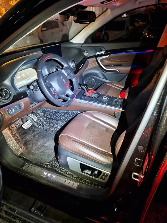 2017 WEY VV7 2.0T 234HP L4 7DCT,autocango,china used car exporter,china ev exporter,chinese used car exporter,chinese used ev exporter