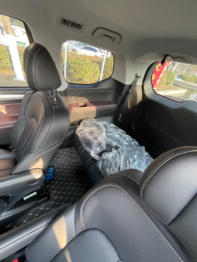 2023 GAC Trumpchi M6 1.5T 177HP L4 7DCT,autocango,china used car exporter,china ev exporter,chinese used car exporter,chinese used ev exporter