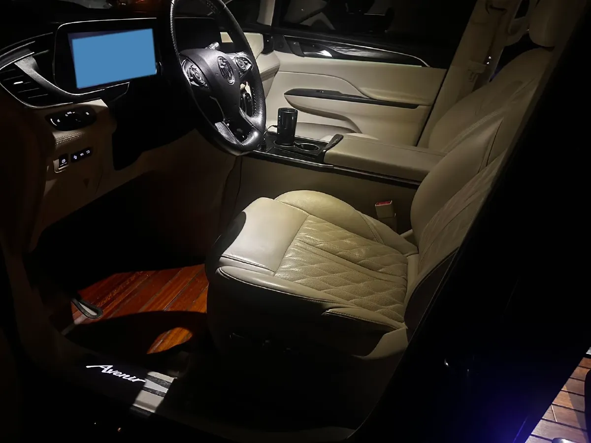 2021 Buick GL8 2.0T 237HP L4 9AT,autocango,china used car exporter,china ev exporter,chinese used car exporter,chinese used ev exporter