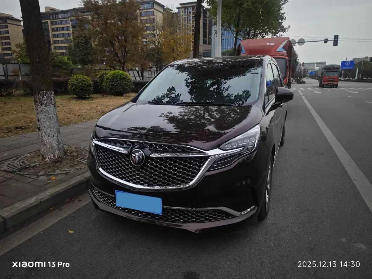 2022 Buick GL8 2.0T 237HP L4 9AT