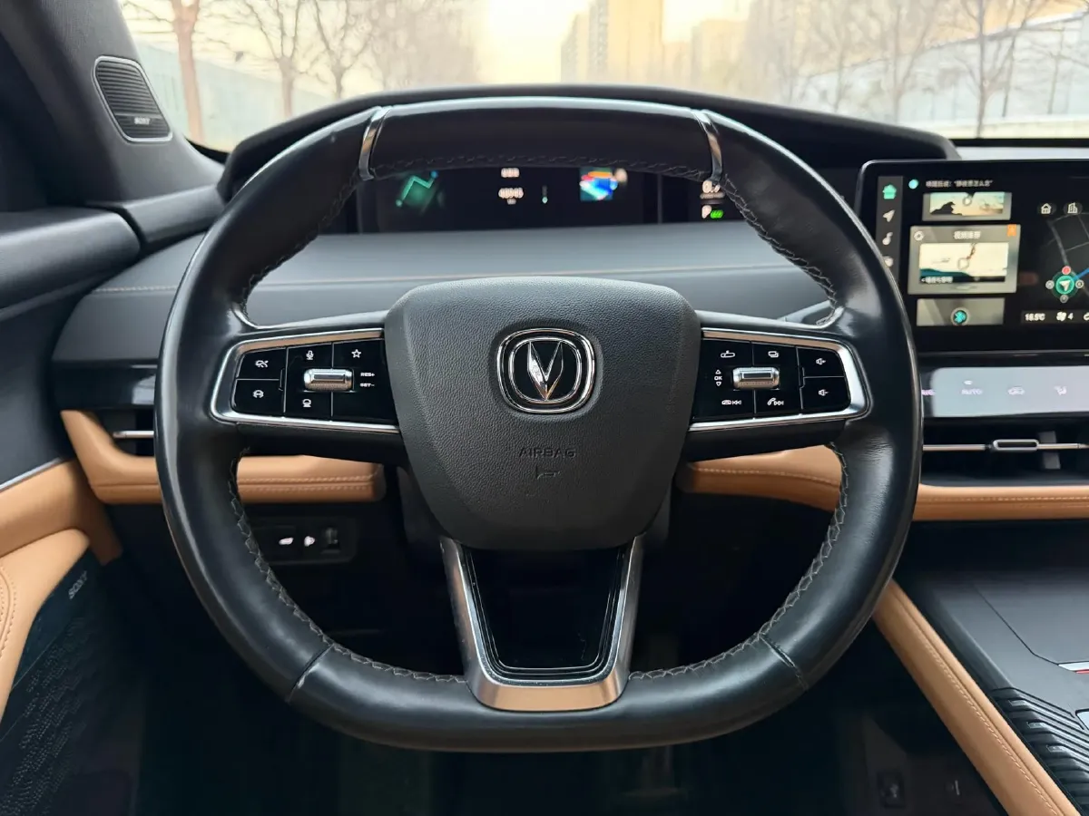 2021 ChangAn UNI-K 2.0T 233HP L4 8AT,autocango,china used car exporter,china ev exporter,chinese used car exporter,chinese used ev exporter