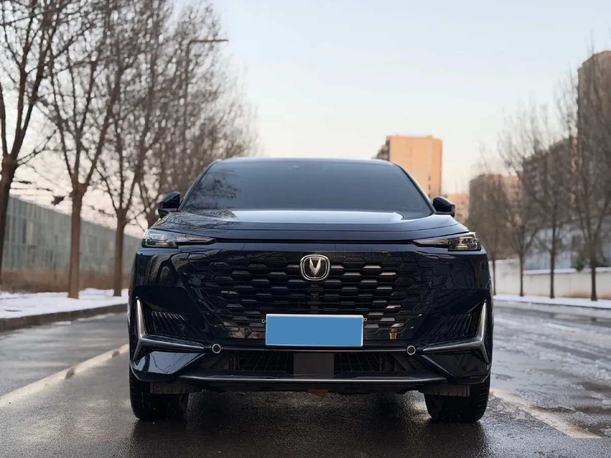 2021 ChangAn UNI-K 2.0T 233HP L4 8AT,autocango,china used car exporter,china ev exporter,chinese used car exporter,chinese used ev exporter