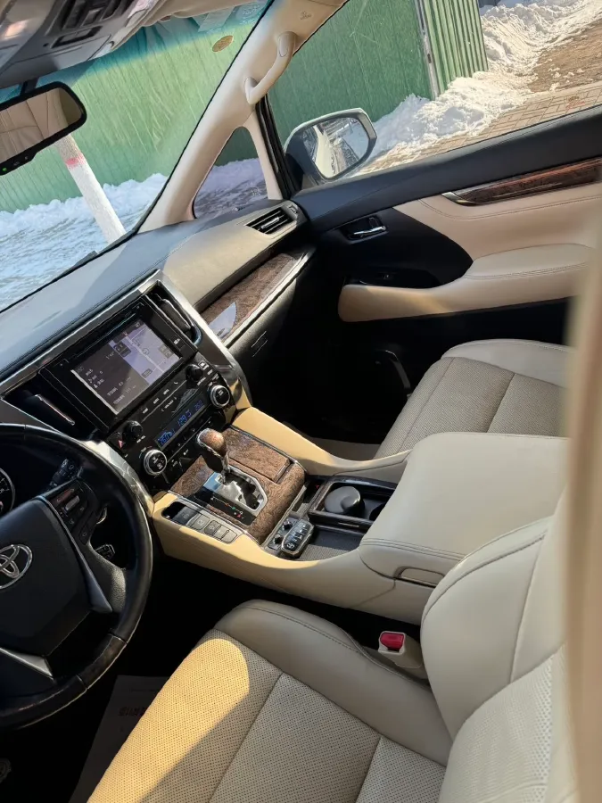 2018 Toyota Alphard 3.5L 301HP V6 8AT,autocango,china used car exporter,china ev exporter,chinese used car exporter,chinese used ev exporter