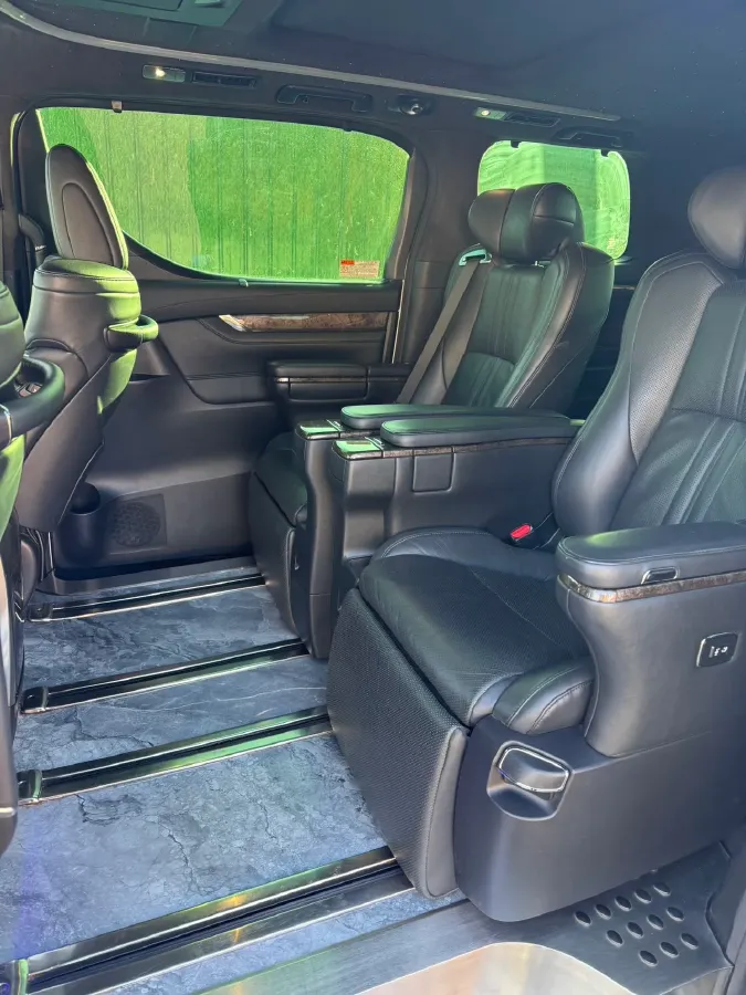 2021 Toyota Alphard 2.5L 117HP L4 E-CVT Hybrid,autocango,china used car exporter,china ev exporter,chinese used car exporter,chinese used ev exporter