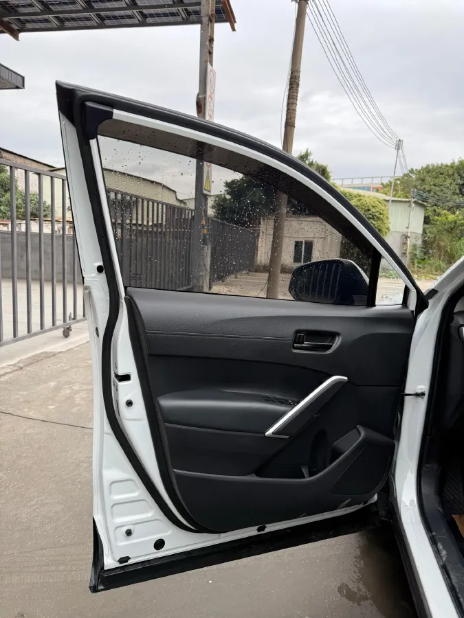 2022 Toyota Frontlander 2.0L 171HP L4 CVT,autocango,china used car exporter,china ev exporter,chinese used car exporter,chinese used ev exporter