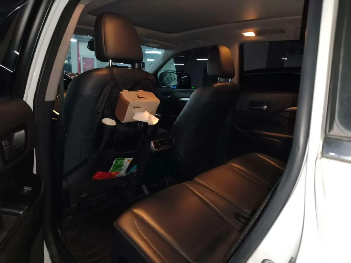 2018 Toyota Highlander 2.0T 220HP L4 6AT,autocango,china used car exporter,china ev exporter,chinese used car exporter,chinese used ev exporter