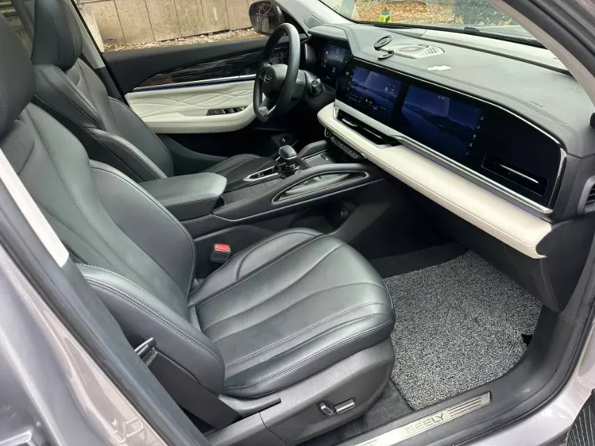 2024 Geely Monjaro 2.0T 238HP L4 8AT,autocango,china used car exporter,china ev exporter,chinese used car exporter,chinese used ev exporter