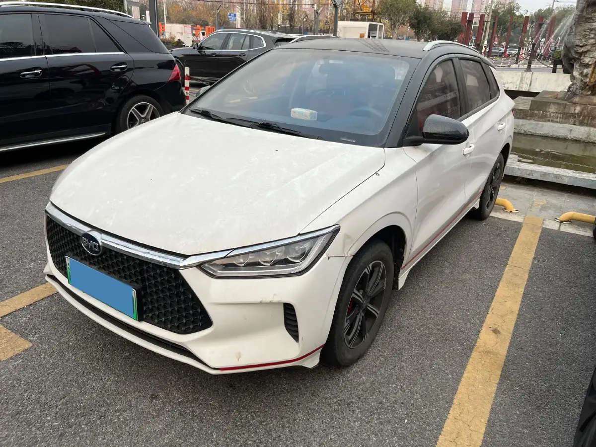 2019 BYD e2 BEV 35.2KWH