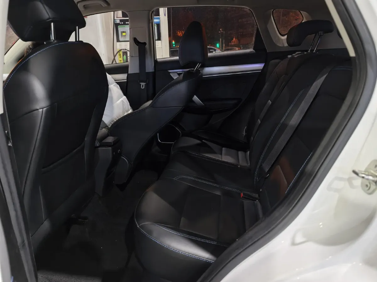 2020 Geely ICON 1.5T 177HP L3 7DCT,autocango,china used car exporter,china ev exporter,chinese used car exporter,chinese used ev exporter