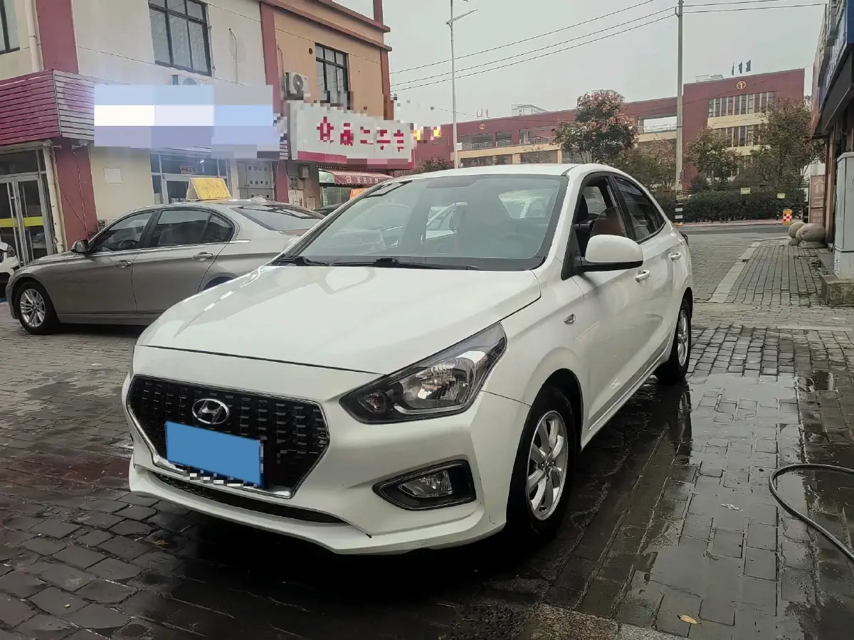 2017 Hyundai Reina 1.4L 95HP L4 4AT