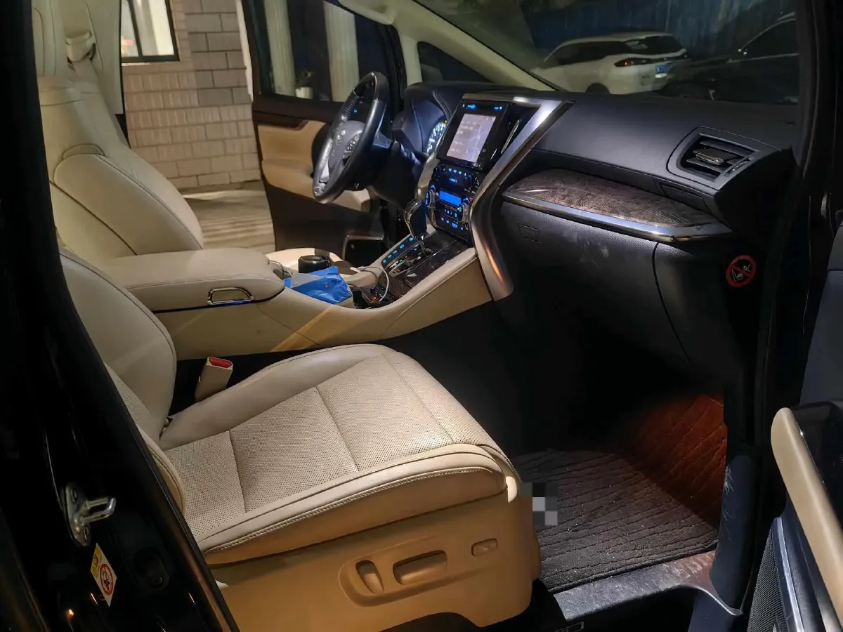 2018 Toyota Alphard 3.5L 301HP V6 8AT,autocango,china used car exporter,china ev exporter,chinese used car exporter,chinese used ev exporter