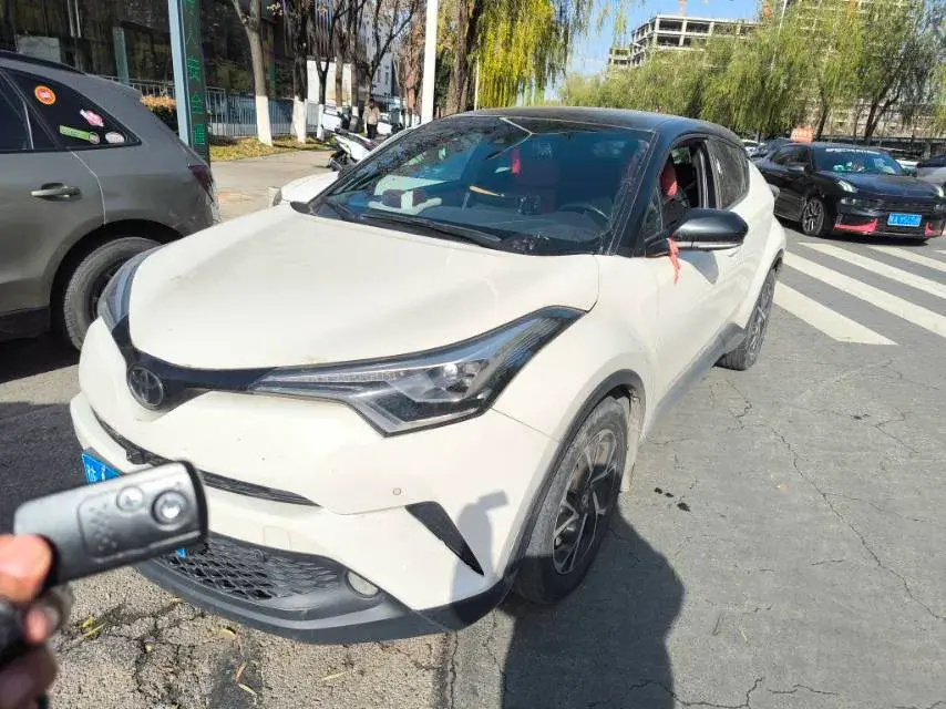 2018 Toyota C-HR 2.0L 171HP L4 CVT