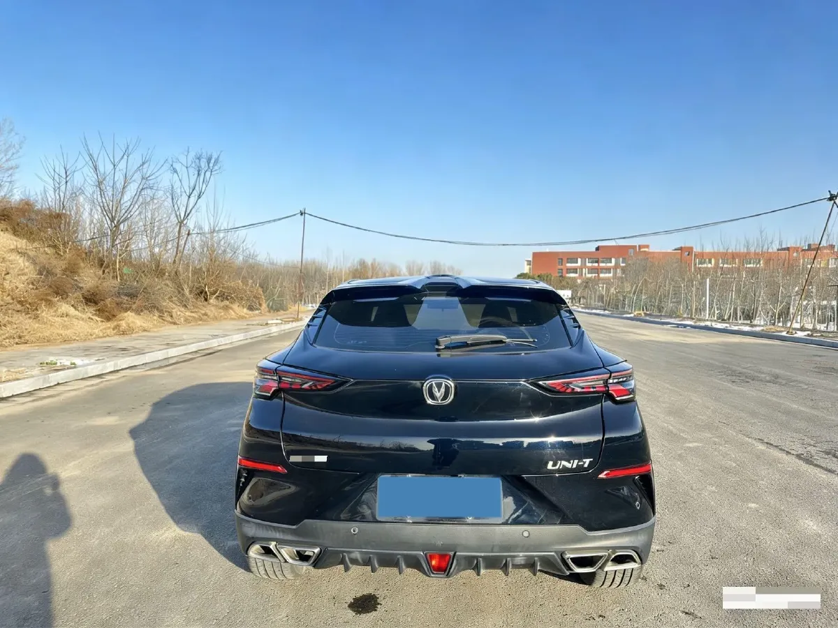 2020 ChangAn UNI-T 1.5T 180HP L4 7DCT,autocango,china used car exporter,china ev exporter,chinese used car exporter,chinese used ev exporter