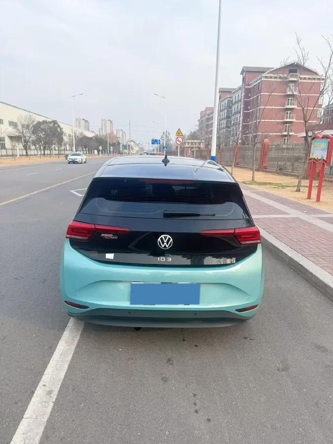 2025 Volkswagen ID.3 BEV 53.6KWH,autocango,china used car exporter,china ev exporter,chinese used car exporter,chinese used ev exporter