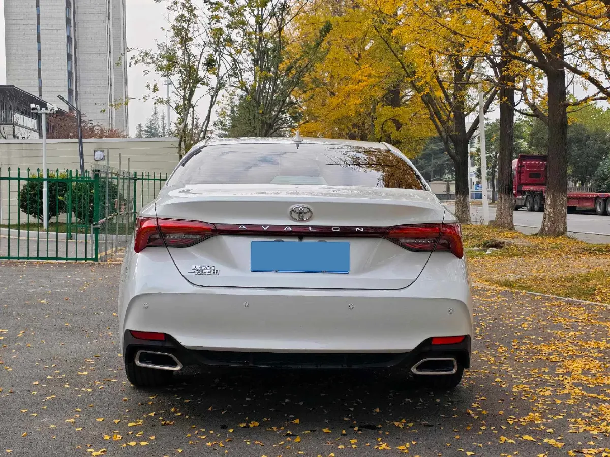 2022 Toyota Avalon 2.0L 178HP L4 CVT,autocango,china used car exporter,china ev exporter,chinese used car exporter,chinese used ev exporter
