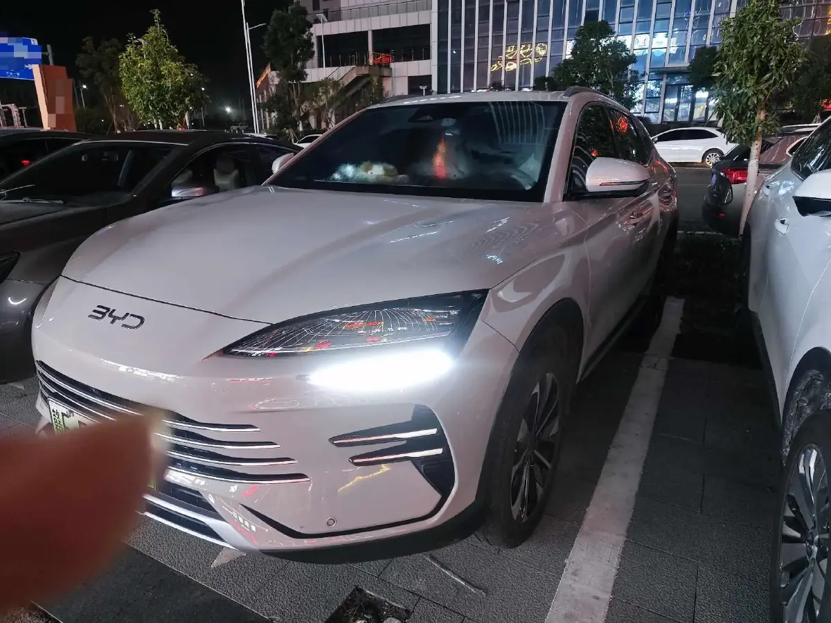 2025 BYD Song Plus 1.5L 101HP L4 E-CVT PHEV 18.3KWH