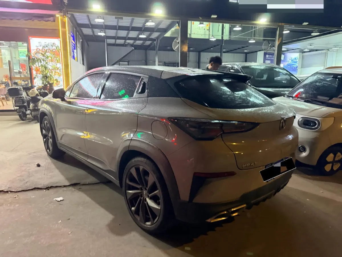2020 ChangAn UNI-T 1.5T 180HP L4 7DCT,autocango,china used car exporter,china ev exporter,chinese used car exporter,chinese used ev exporter