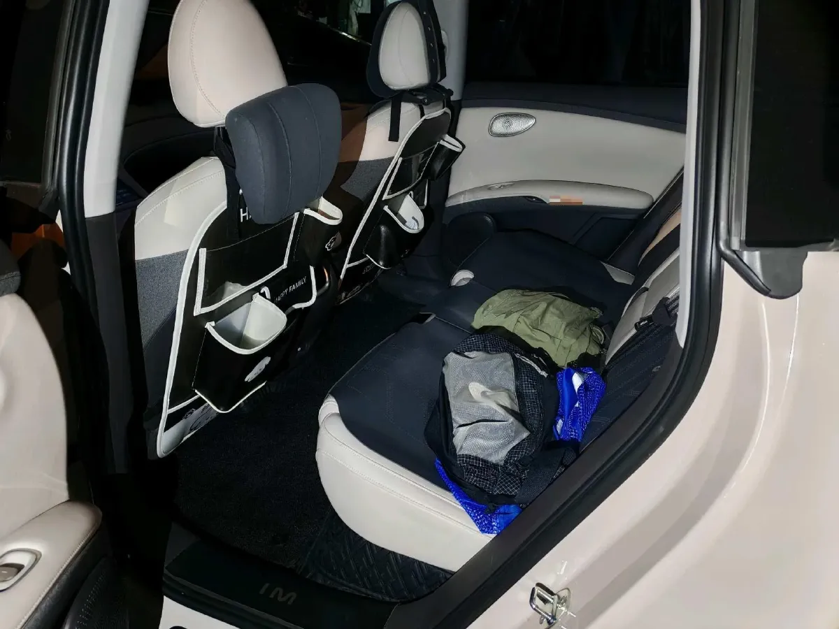 2025 IM LS6 BEV 75KWH,autocango,china used car exporter,china ev exporter,chinese used car exporter,chinese used ev exporter