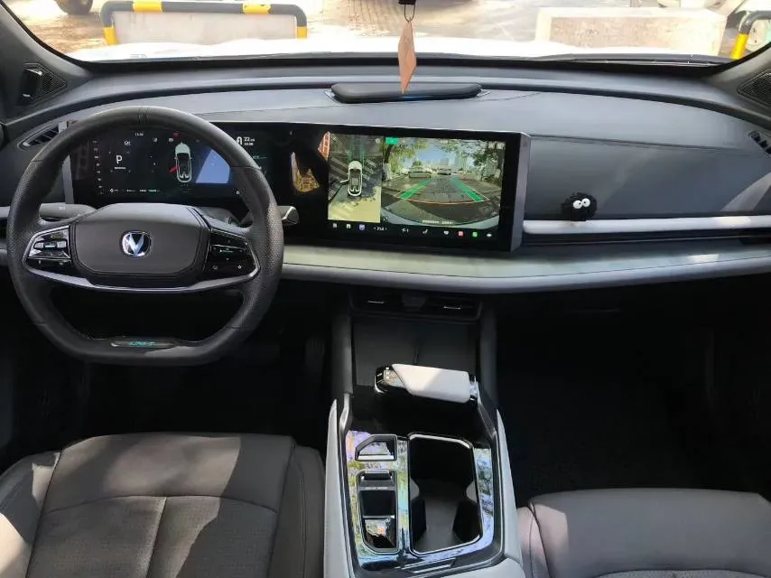 2023 ChangAn UNI-T 1.5T 188HP L4 7DCT,autocango,china used car exporter,china ev exporter,chinese used car exporter,chinese used ev exporter