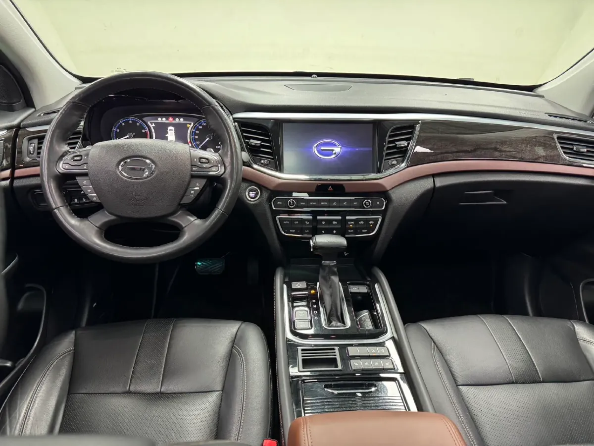 2017 GAC Trumpchi GS8 2.0T 201HP L4 6AT,autocango,china used car exporter,china ev exporter,chinese used car exporter,chinese used ev exporter