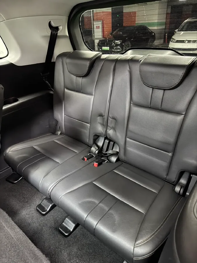 2017 GAC Trumpchi GS8 2.0T 201HP L4 6AT,autocango,china used car exporter,china ev exporter,chinese used car exporter,chinese used ev exporter