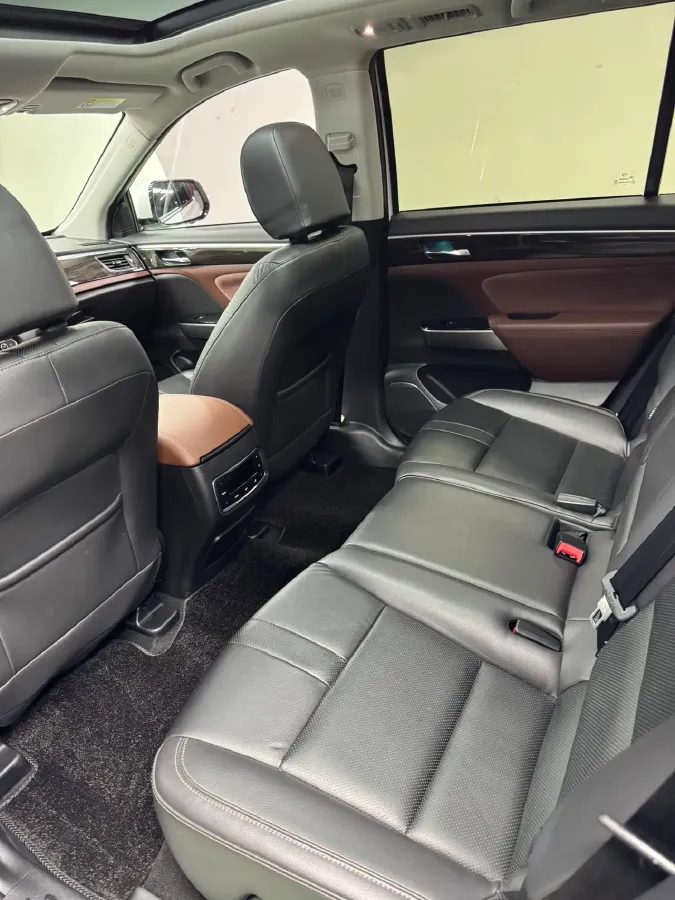 2017 GAC Trumpchi GS8 2.0T 201HP L4 6AT,autocango,china used car exporter,china ev exporter,chinese used car exporter,chinese used ev exporter