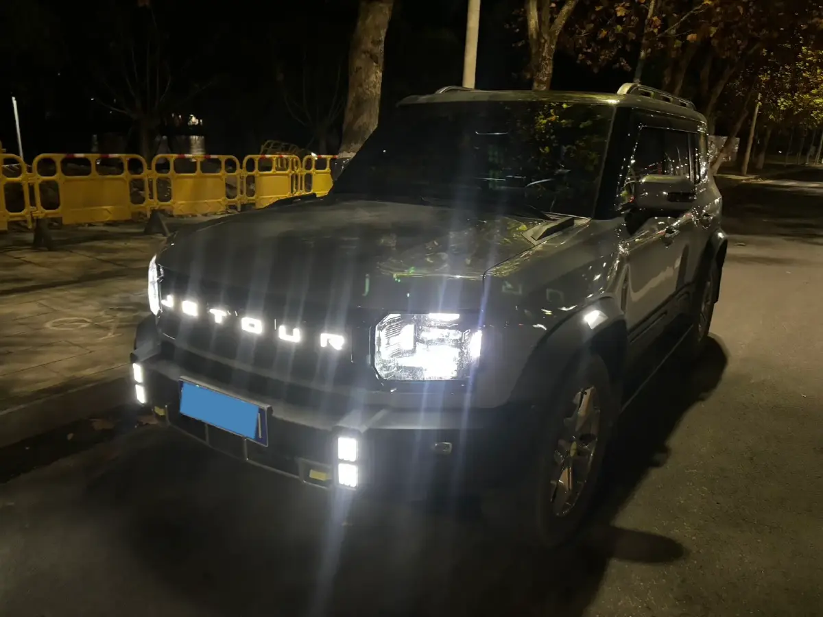 2023 Jetour Traveller 2.0T 254HP L4 8AT