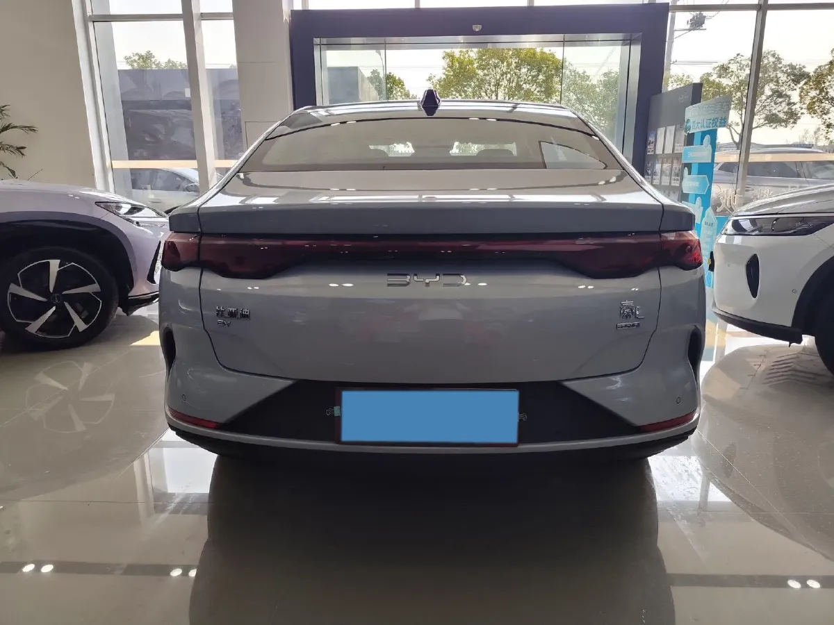 2025 BYD QinL BEV,autocango,china used car exporter,china ev exporter,chinese used car exporter,chinese used ev exporter