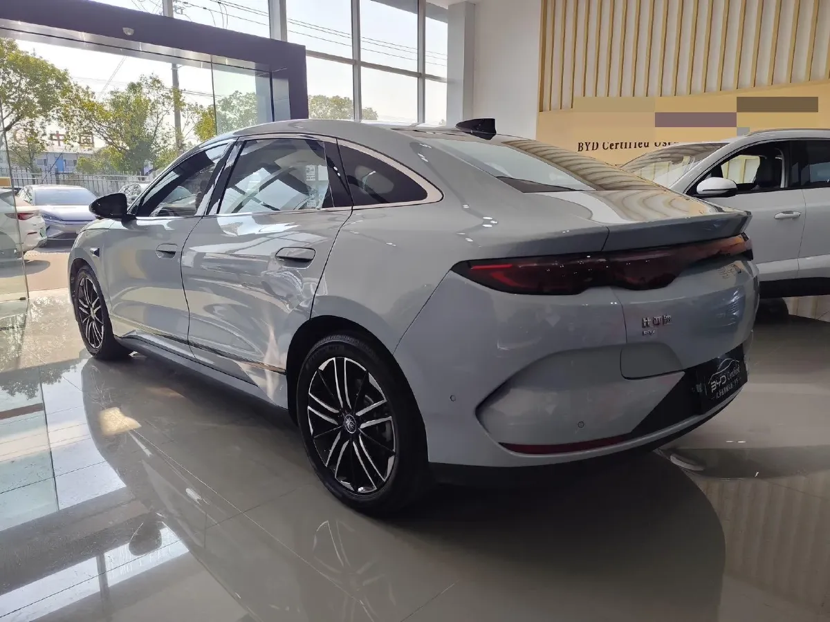 2025 BYD QinL BEV,autocango,china used car exporter,china ev exporter,chinese used car exporter,chinese used ev exporter